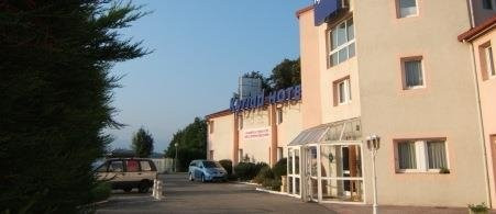 基里亚德尚贝里拉沃尔酒店主图