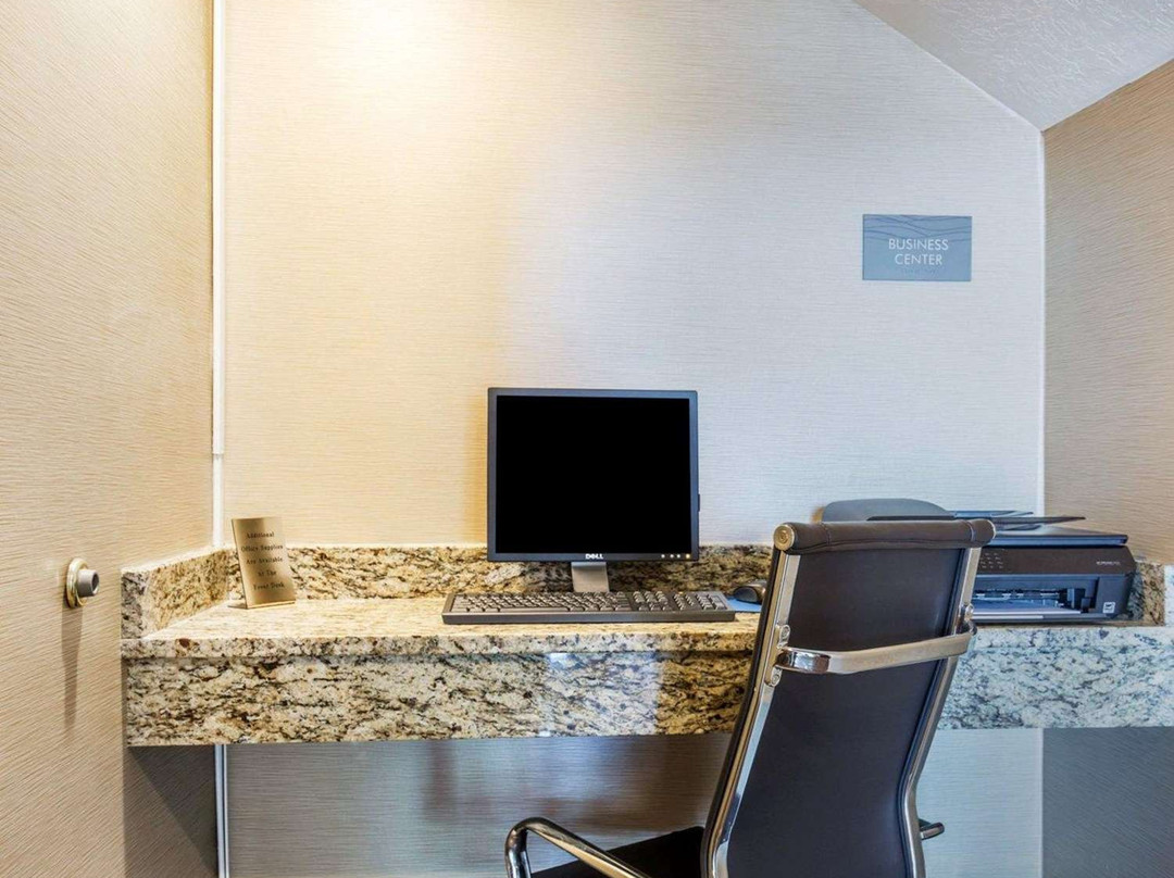 Comfort Inn Elko主图