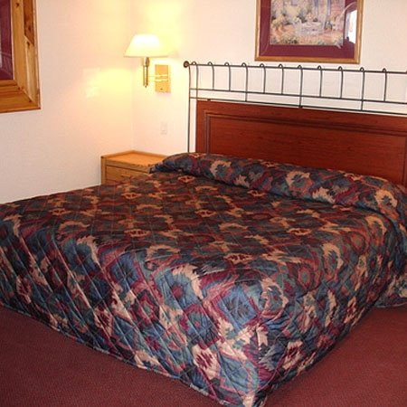 North Country Inn and Suites主图