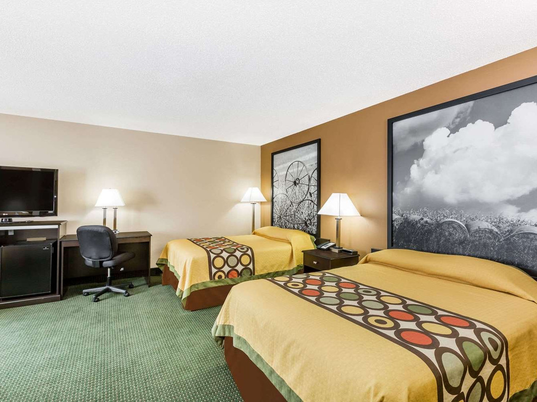 Super 8 by Wyndham Jefferson主图