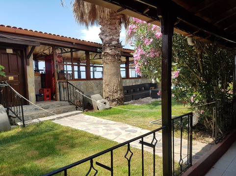 Kayalar Koyu酒店住宿-Assos Sardunya Butik Hotel