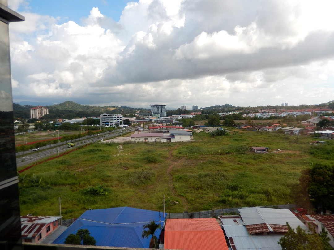 哥打京那巴鲁雅高集团阿凡吉奥酒店主图