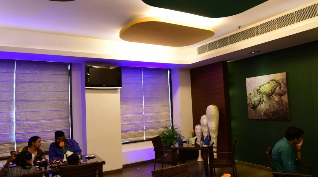 斯沃斯提酒店主图