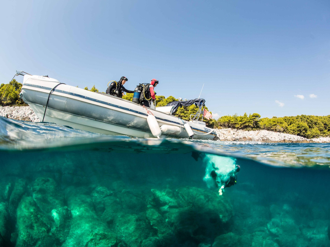 Skopelos Dive Center景点图片