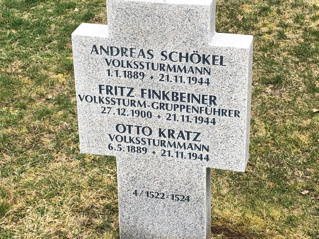 Cimetiere Militaire Allemand景点图片