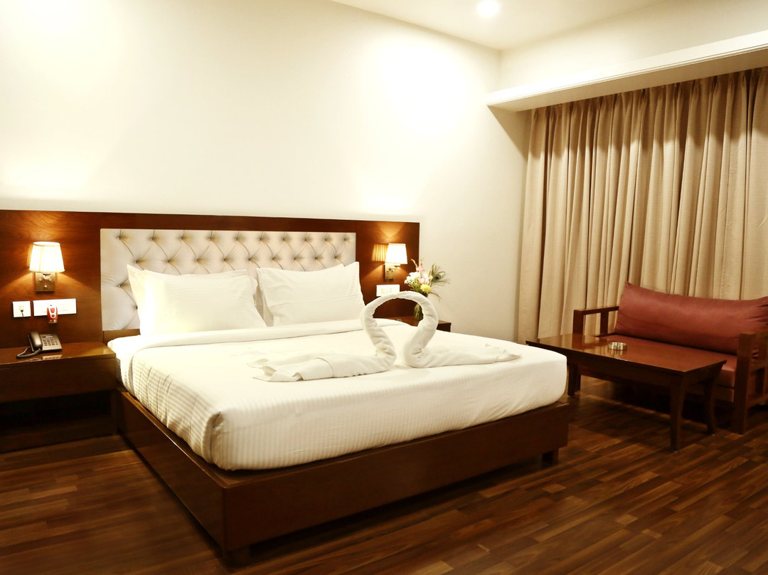 Hotel Home In By Amrik Sukhdev主图