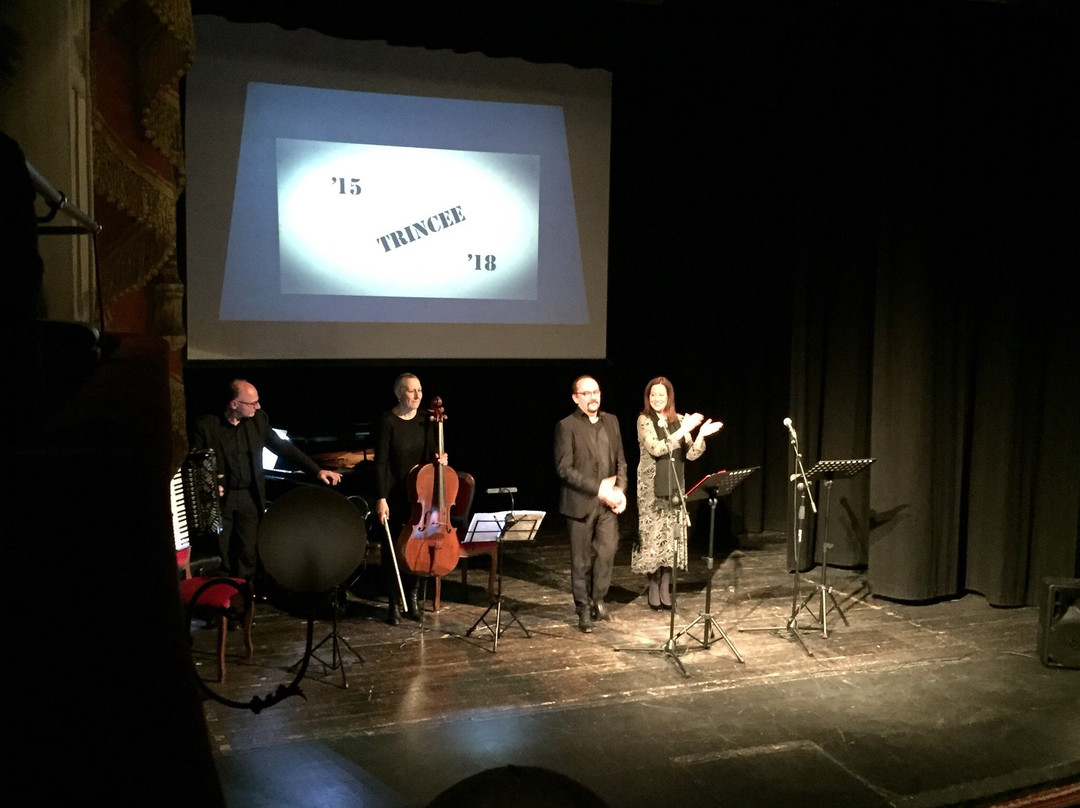 Teatro Van Westerhout-Mola di Bari必去景点