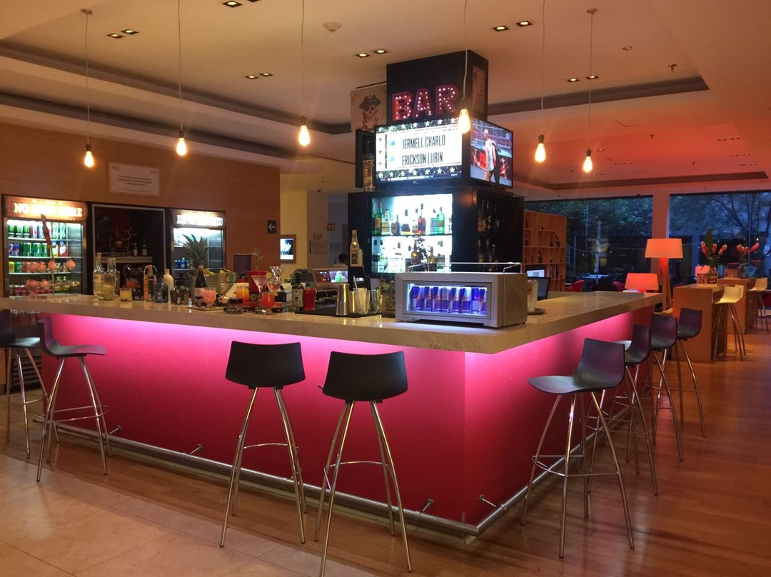 Fiesta Inn Monterrey Valle主图