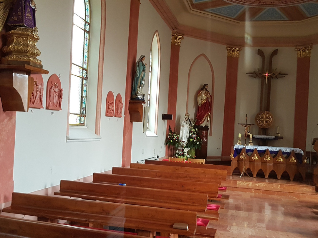 Jesus´s Saint Heart Chapel-皮耶什佳尼必去景点