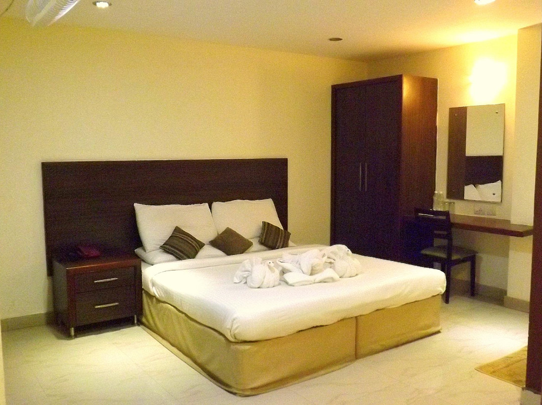 Castle International Premium Hotel主图