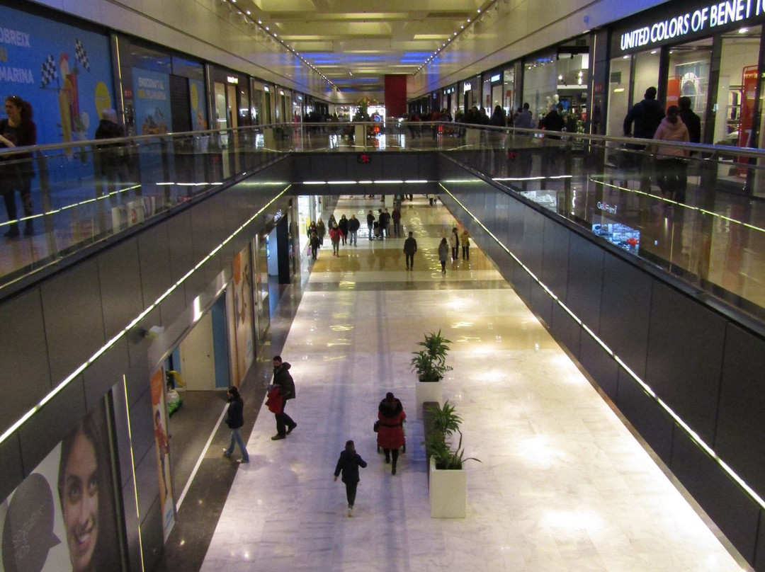 Centre Comercial Vilamarina-比拉德坎斯必去景点