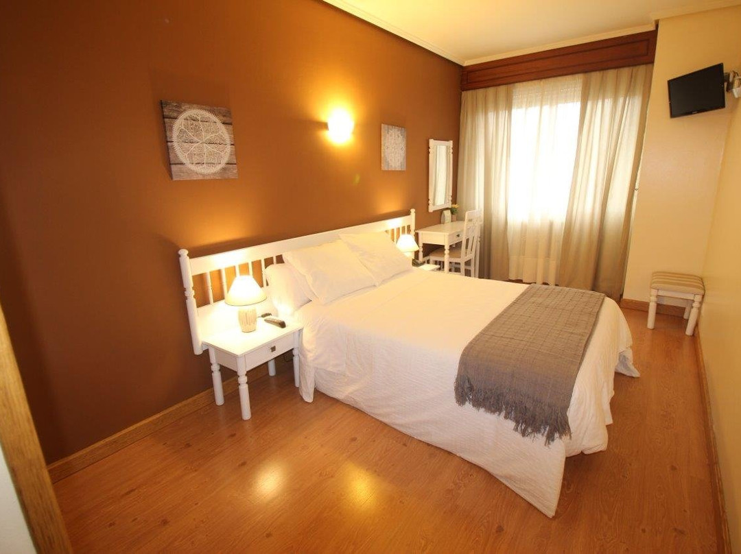 Hotel America主图