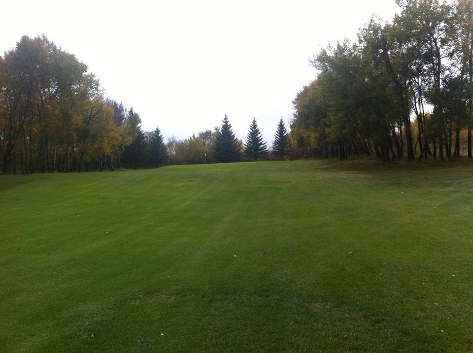 Hardisty Lakeview Golf Course-Hardisty必去景点