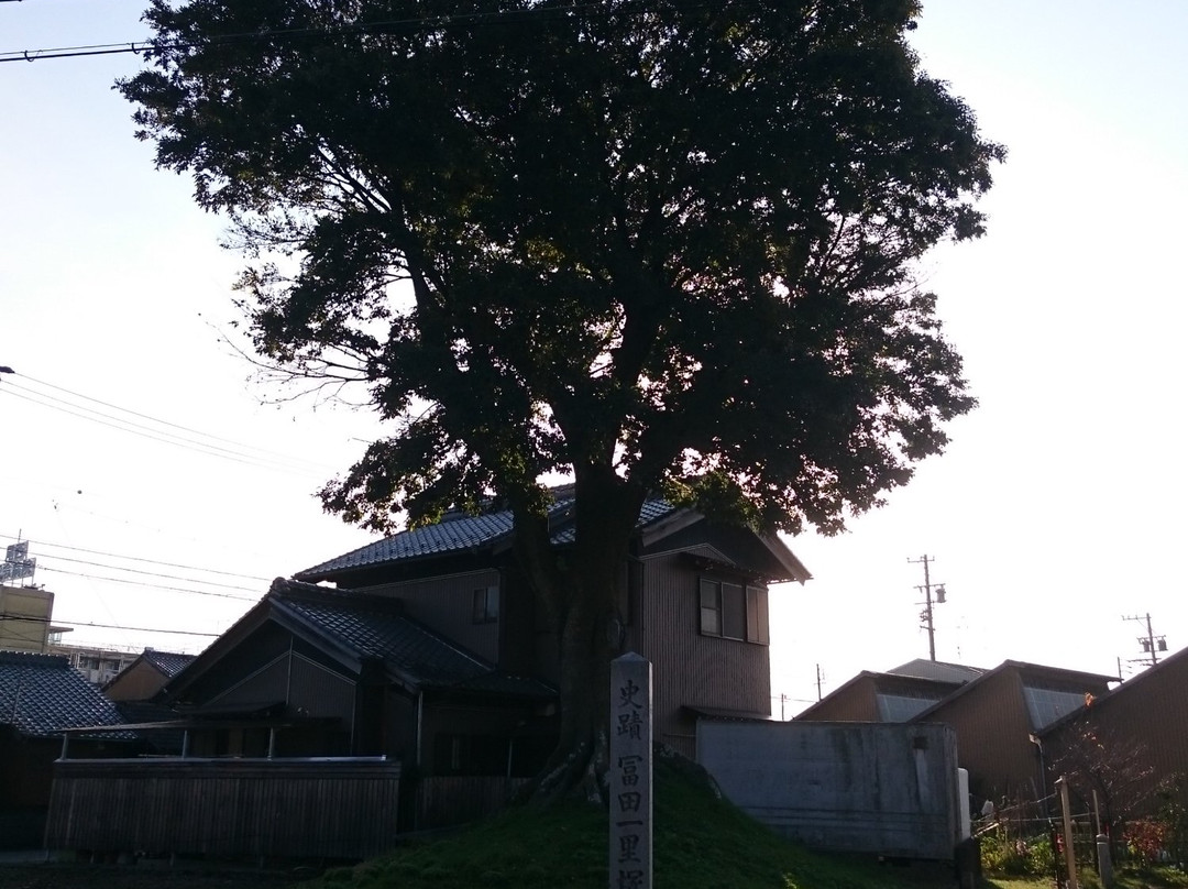 Tomida Ichirizuka-一宫市必去景点