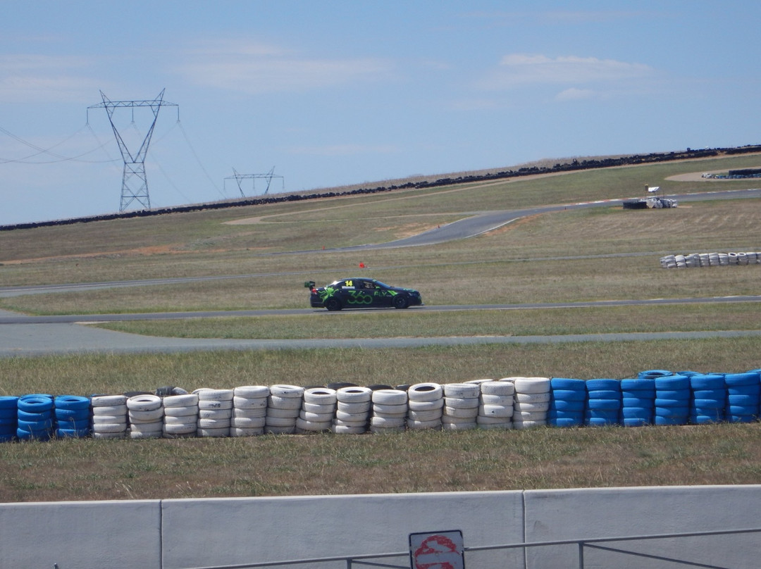 Wakefield Park Raceway景点图片