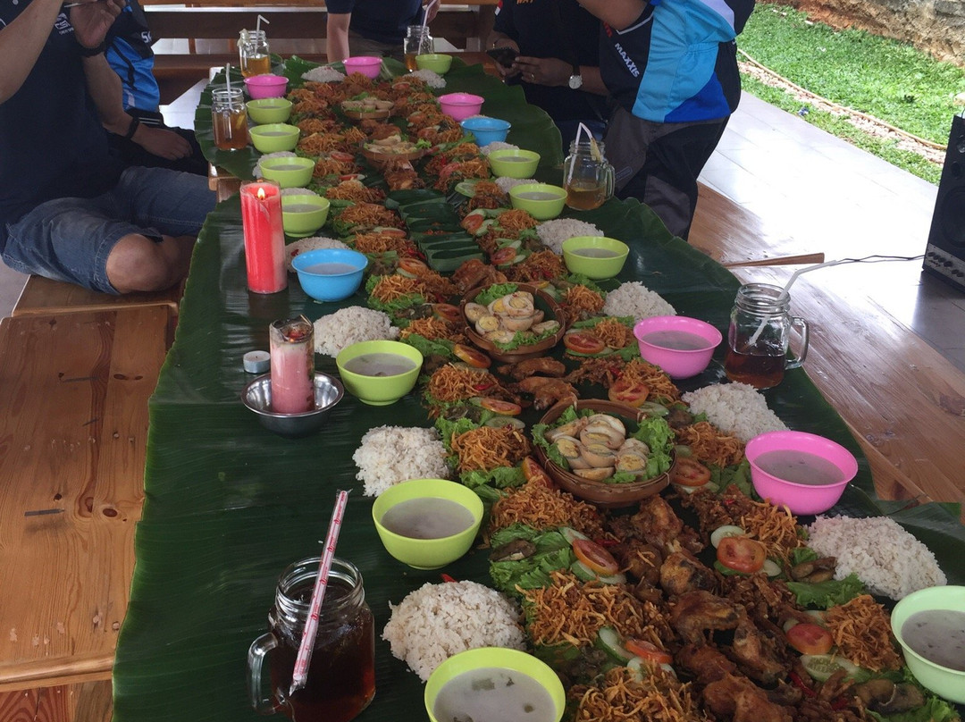 Pondok Jagung餐馆和美食-Rumah Jasmine