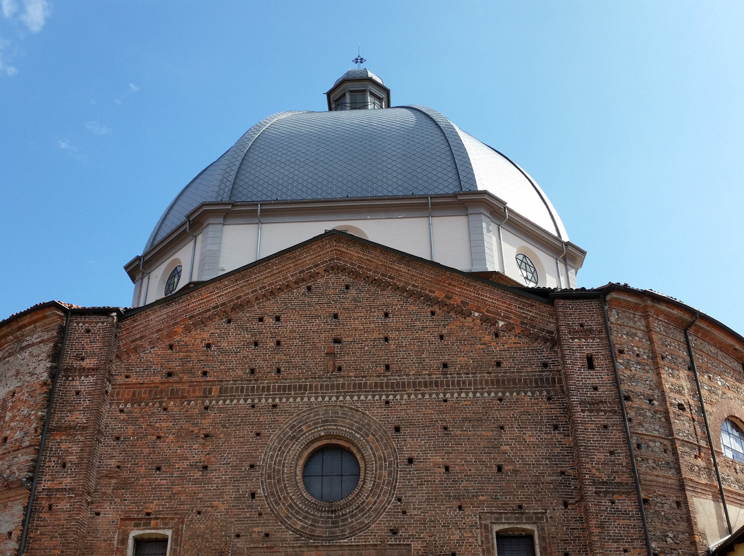 Parrocchiale Di San Pietro E Convento Dei Canonici Lateranensi-Gattinara必去景点