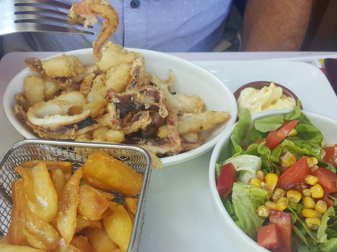 Le Loch Ness Cafe