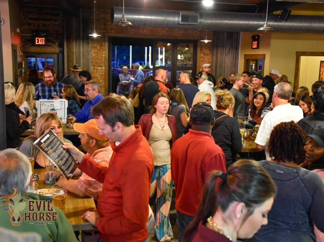 Evil Horse Brewing Company-Crete必去景点