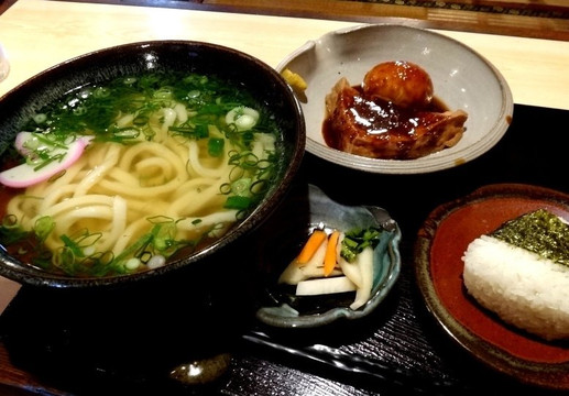 花むら うどん店