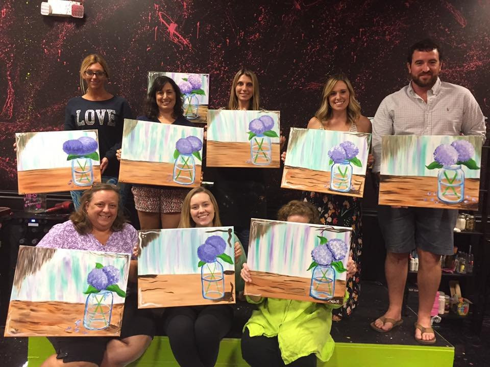 Masterpiece Mixers Paint & Party Studio-布拉塞尔顿必去景点