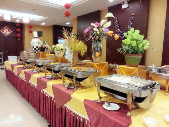 九华山中心大酒店主图