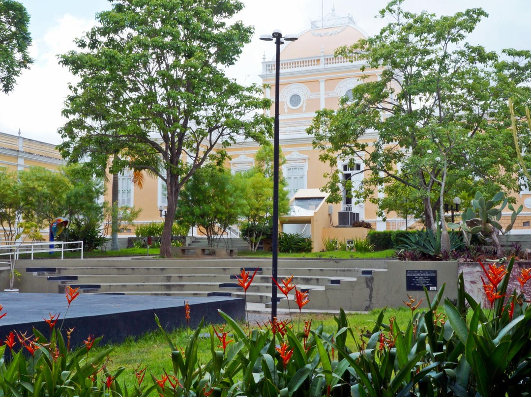 Antonio Cardoso旅游景点-Centro Universitario de Cultura e Artes Theater