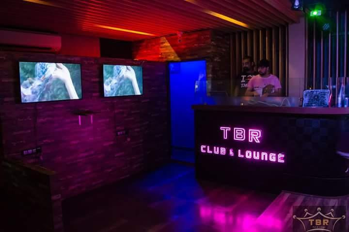 The Brown Room-瓜廖尔必去景点