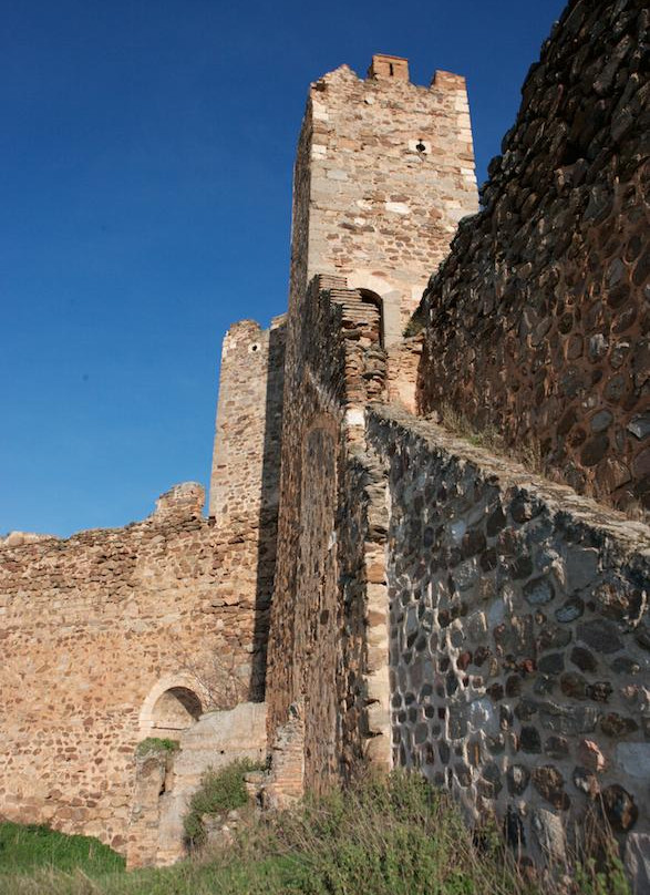 Castillo de Montalban景点图片