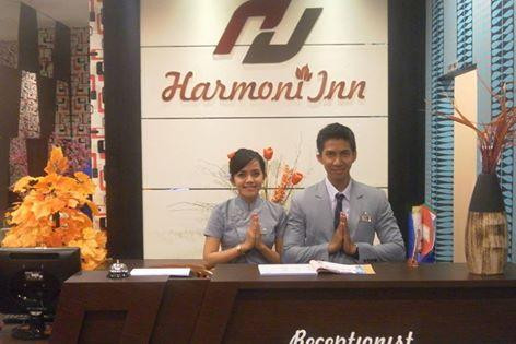 OYO 1702 Harmoni Inn Makassar主图