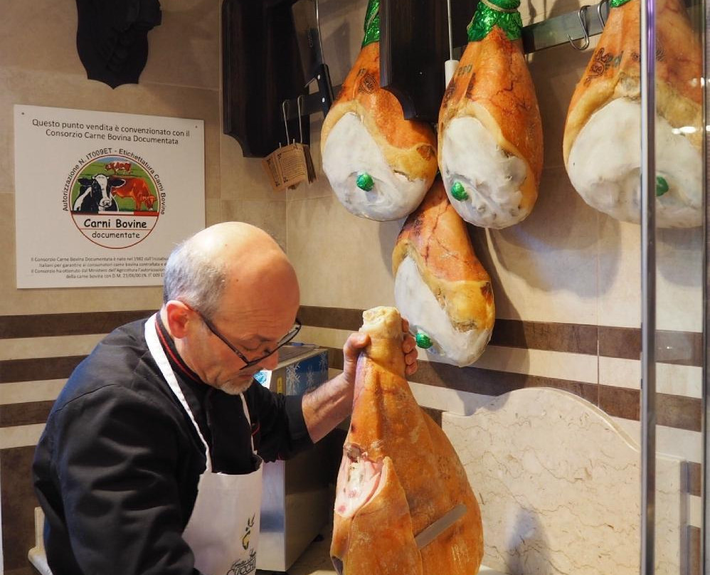 Macelleria Cucchi 1984-Castrezzato必去景点
