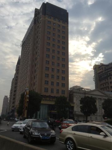 上海虹桥中心美居酒店-客卧