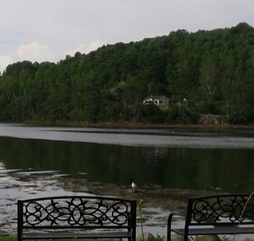 Amos Pewter-Mahone Bay必去景点