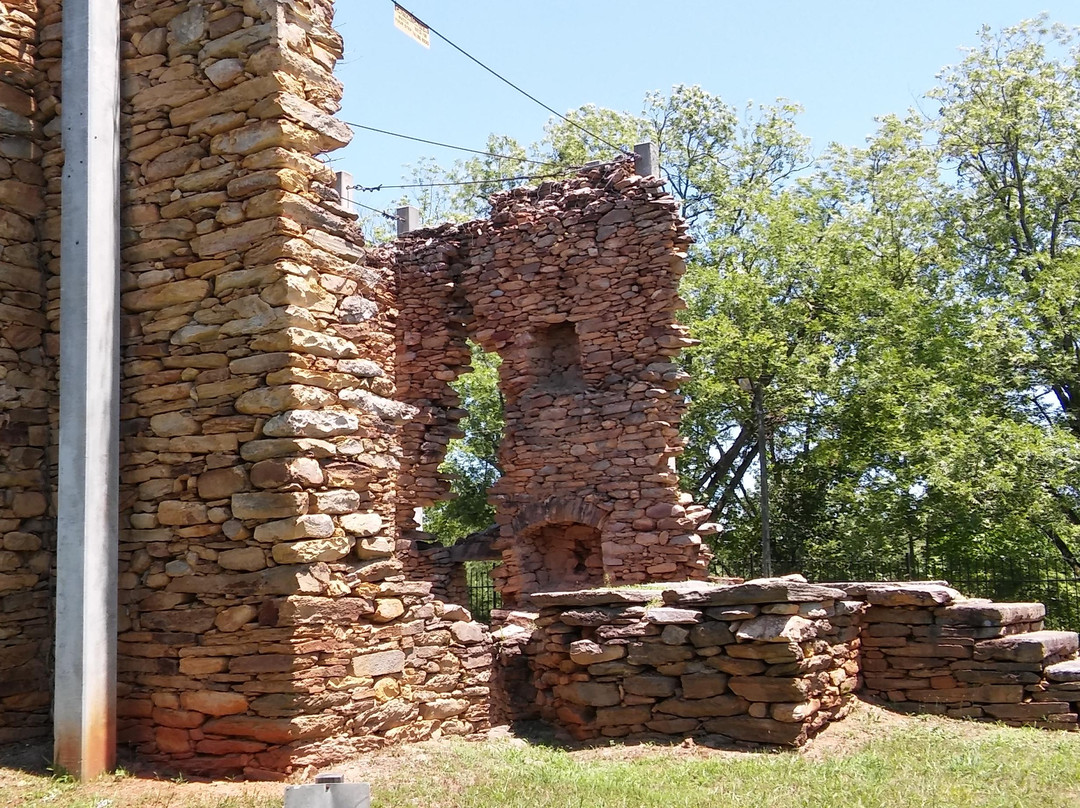 Colonel Jack Martin Rock House景点图片