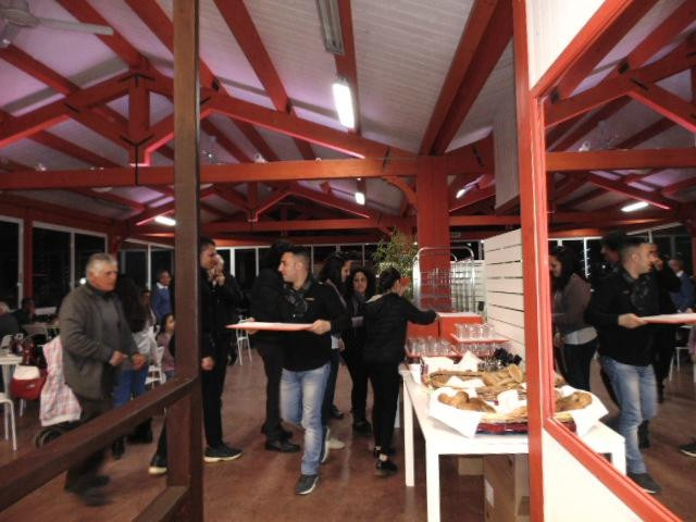 Bungalove Cafe - Sala Ricevimenti-波利科罗必去景点