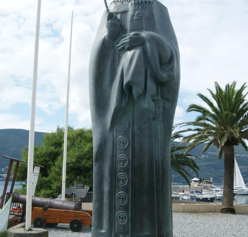 Monument to The King Tvrtko I-赫尔采格诺维必去景点