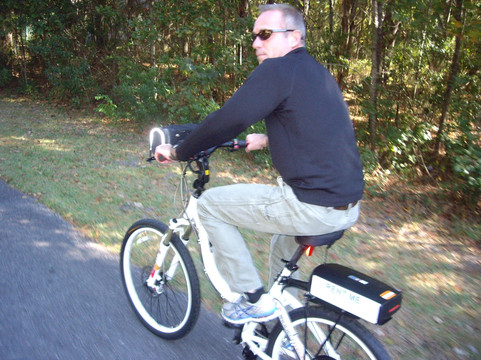 Uzip Electric Bike Rentals-希尔顿头岛必去景点