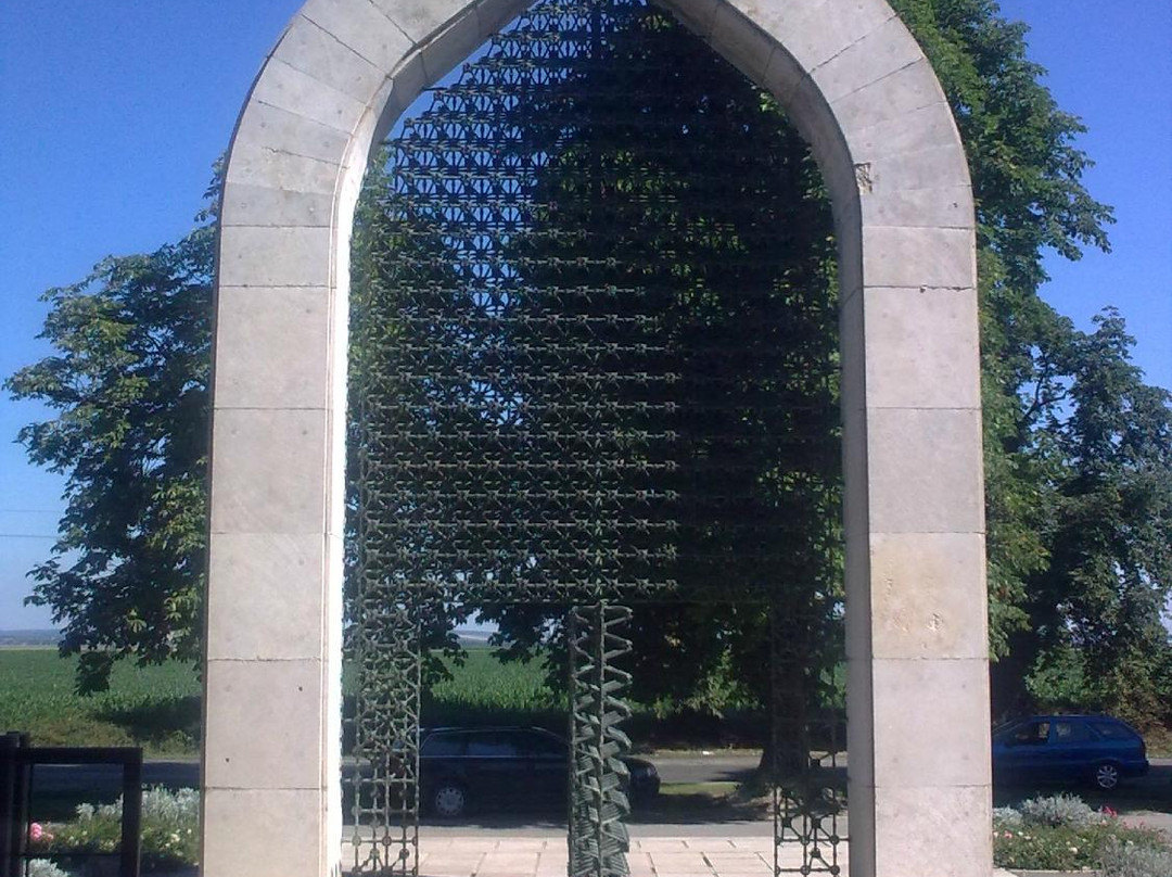 Historical Memorial Park of Mohacs景点图片