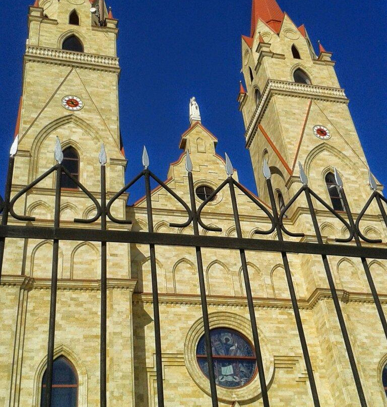 Cathedral of the Blessed Virgin Mary of Fatima-加拉干达必去景点