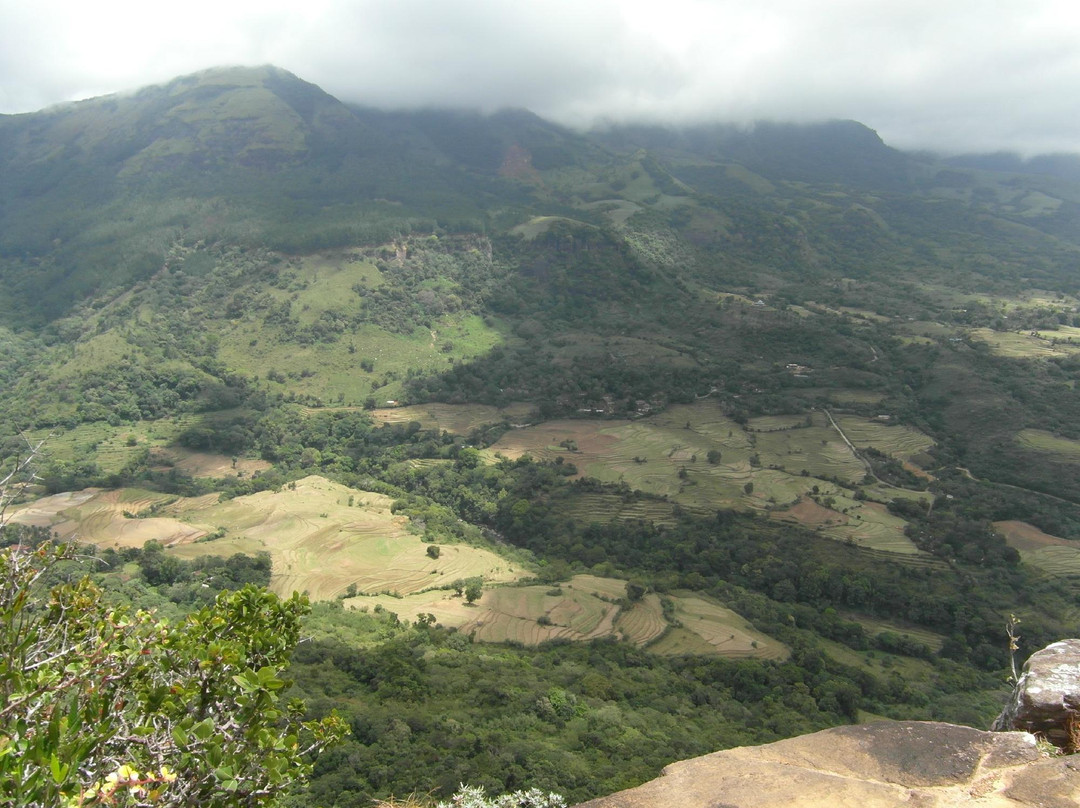 Knuckles Mountain Range-中央省必去景点