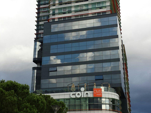 Coin-地拉那必去景点