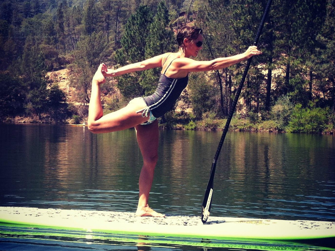 On Water Yoga-雷丁必去景点