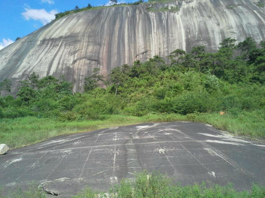 封开斑石风景区-封开县必去景点