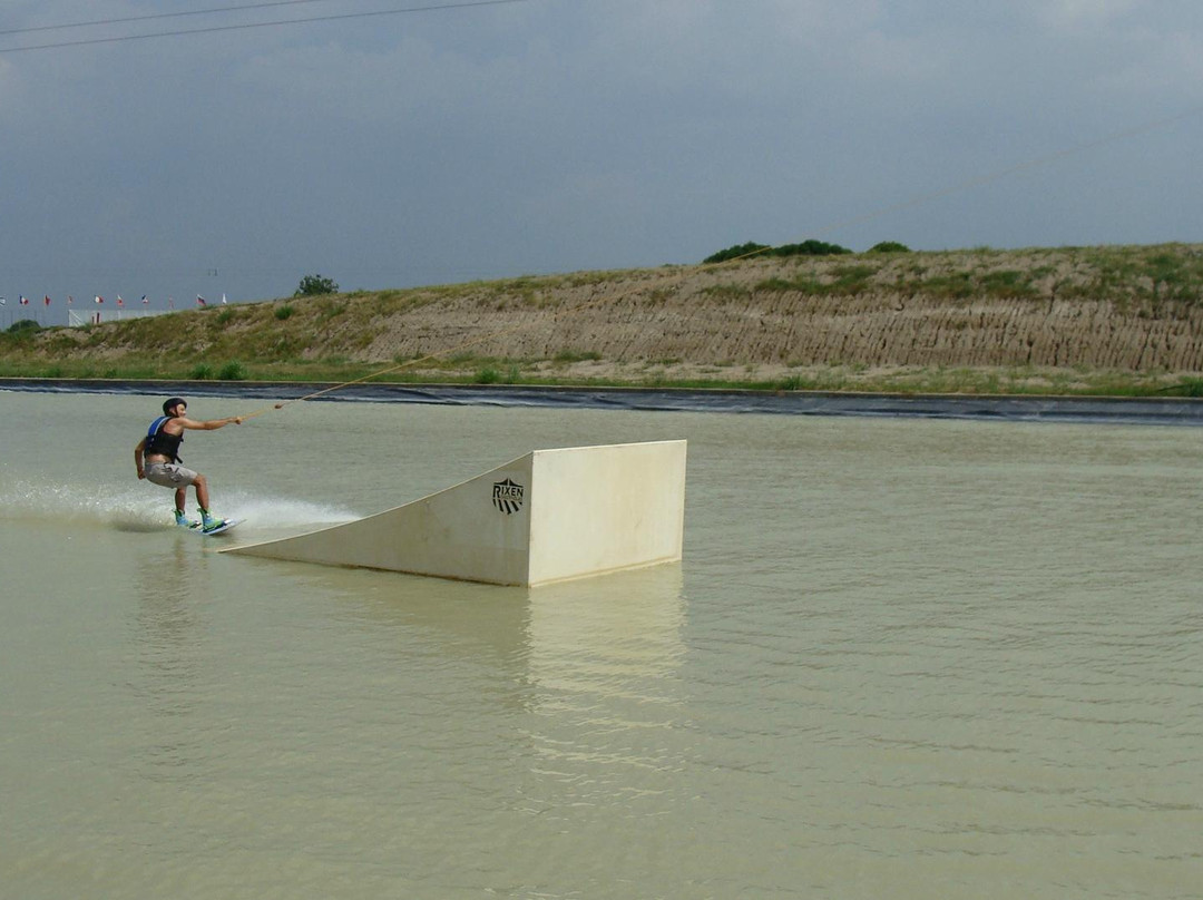 Deca Wake Park Clark景点图片