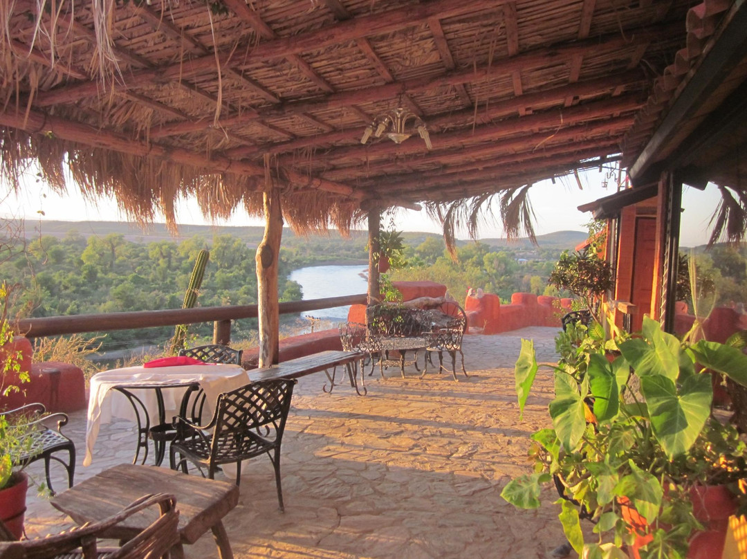 Rio Vista Hotel