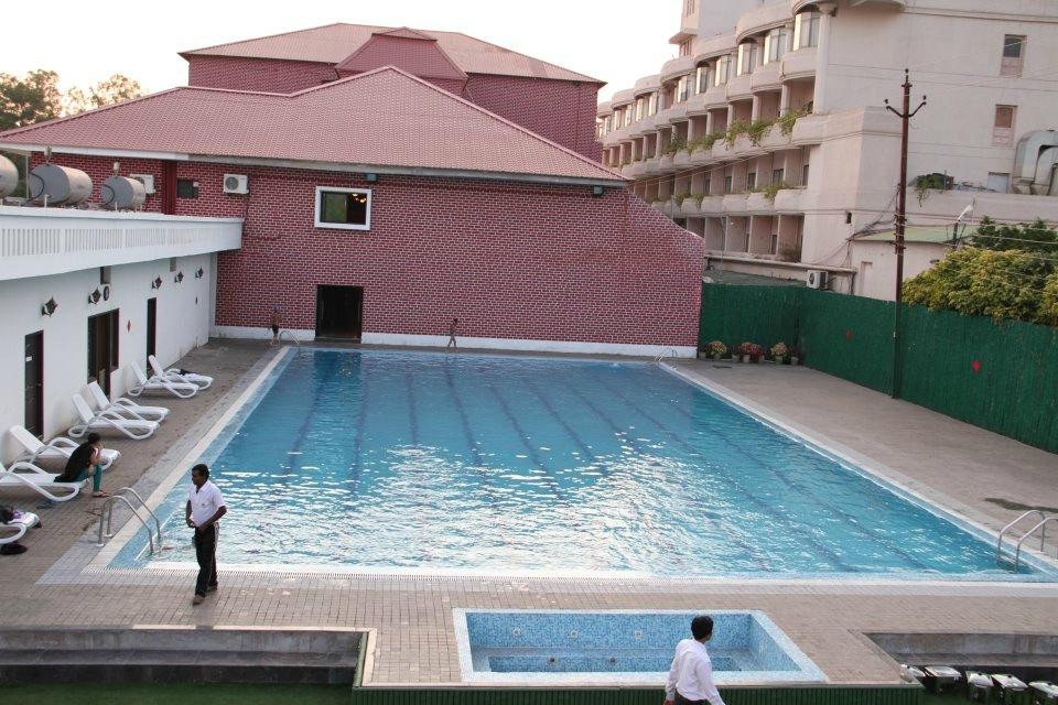 Queens Hotel of India主图