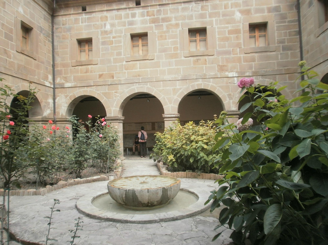 Monasterio de Santo Toribio de Liebana-Cantabria必去景点