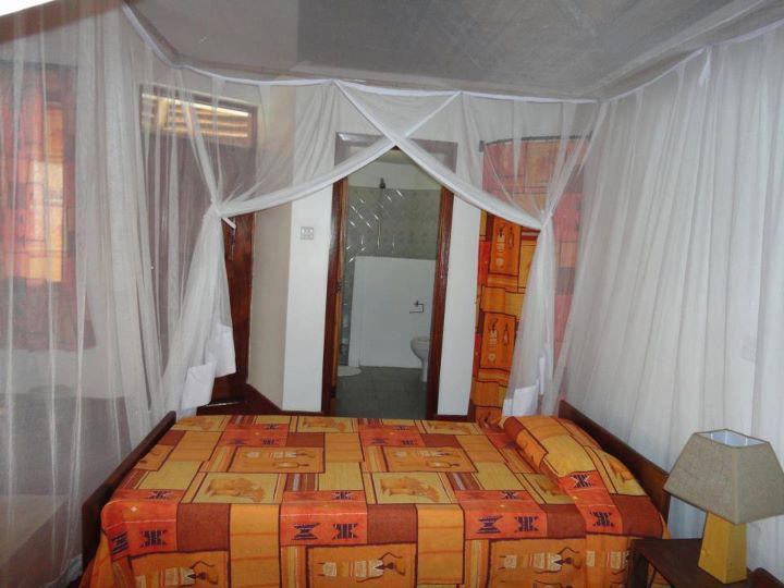 Bwana Tembo Safari Camp