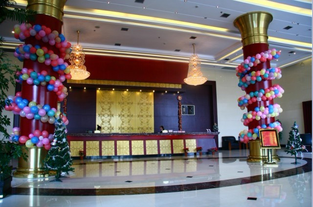 丽都大酒店主图