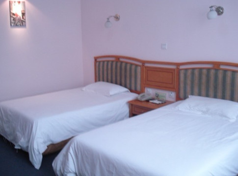 桔子酒店（上海漕宝路日月光中心店）主图